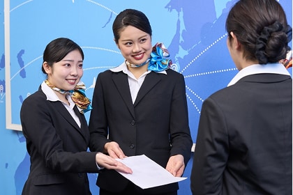 5F Bエレベーター前（青い地図の壁）