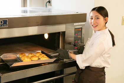 大調理実習室（603）実習着着用