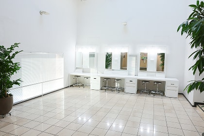 Bエレベーター前