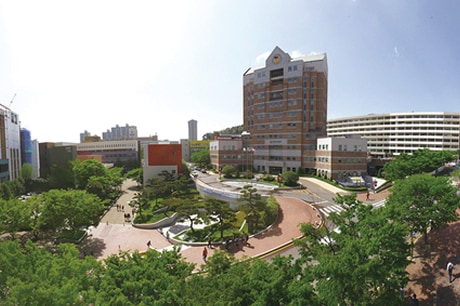 慶星大学校（釜山）