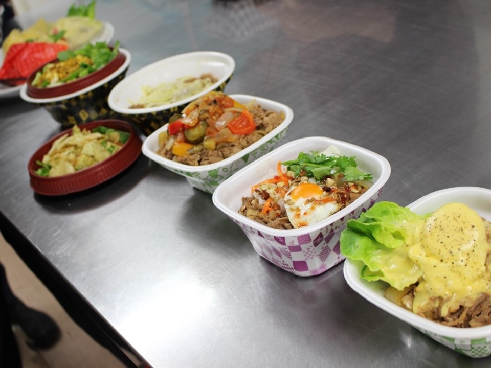 「すき家」とタイアップ！思わずスマホでSNSにポストしたくなるような「フォトジェニックな牛丼」を共同開発！