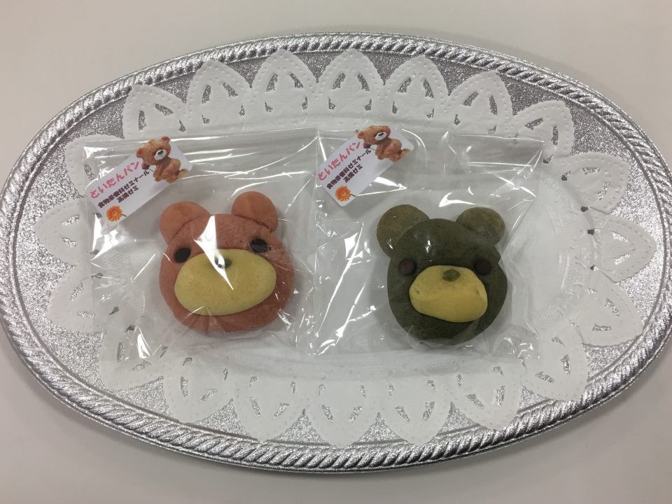 高橋ゼミが「ベーカリーつむぎ」様（港区）とのコラボ企画で〝といたんぱん″商品開発が実現！