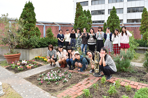 食物栄養科かわらばんVol.47（15.10.29）平成27年度戸板祭　食育ゼミナールの活動報告