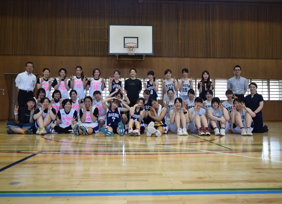 バスケットボール部が3校合同練習試合を行いました。