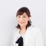 小林千春　名誉教授